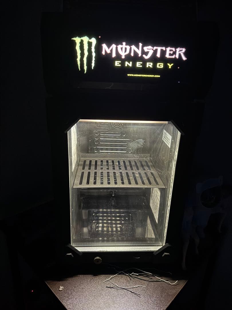 非売品 モンスターエナジー冷蔵庫