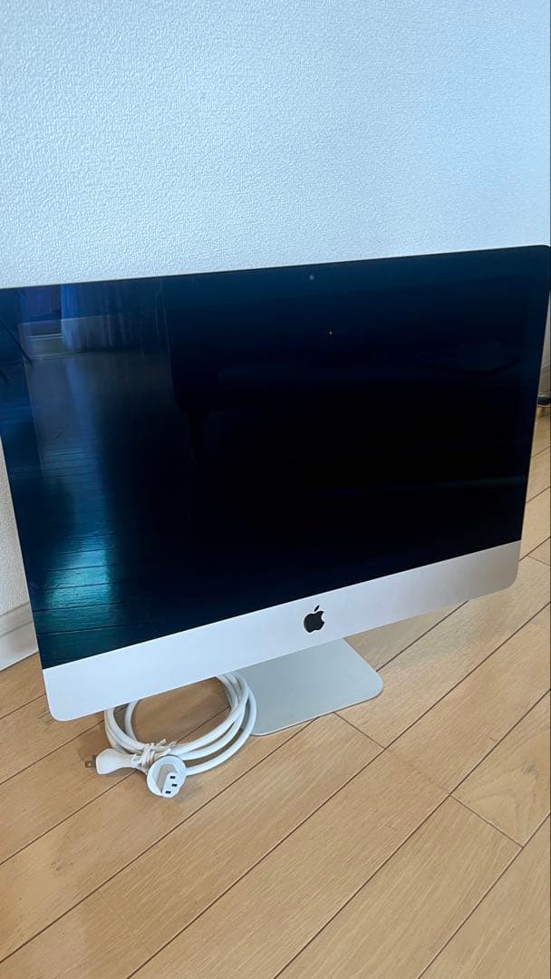 21.5インチiMac Retina 4Kディスプレイモデル