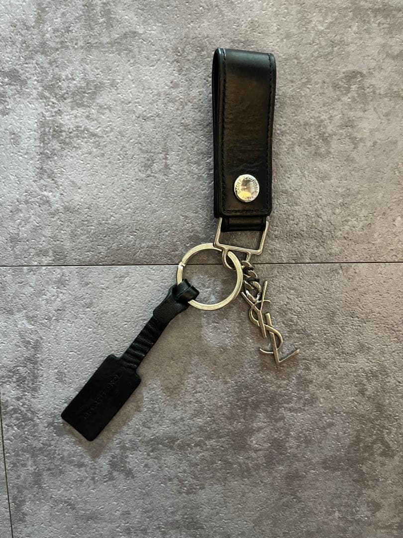 サンローランキーホルダーカサンドラキ ーリング YSL