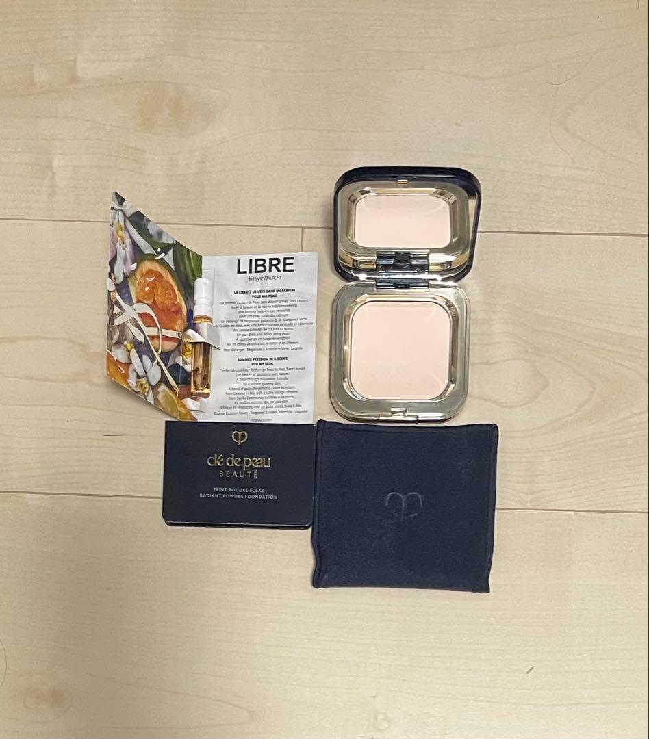 そらクレ・ド・ポー ボーテ プードルコンパクトエサンシエルｎサンプル付き