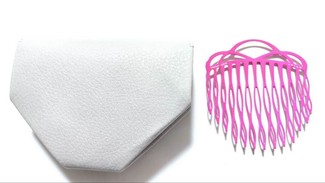 新品コンプレックスビズComplex Biz ピンク ヘアコーム ケース付き