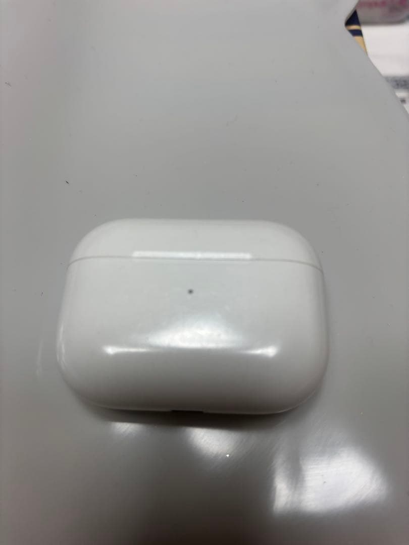 Apple AirPods Pro 充電ケース付き