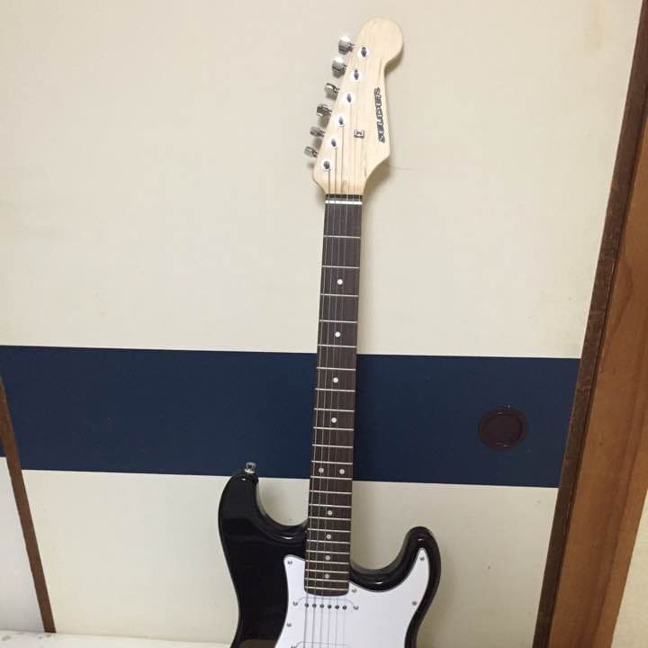 ベース黒白カラー