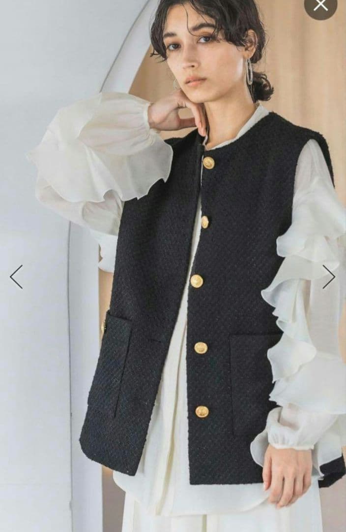 アパートバイローリーズ　ツイードノーカラーベスト　ブラック