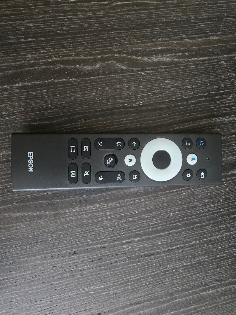 EPSON EH-LS650B プロジェクター本体