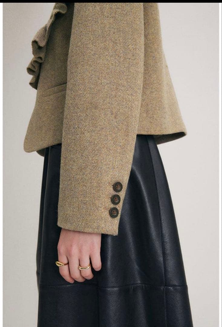 【Fano Studios】フリルカラーウールジャケット