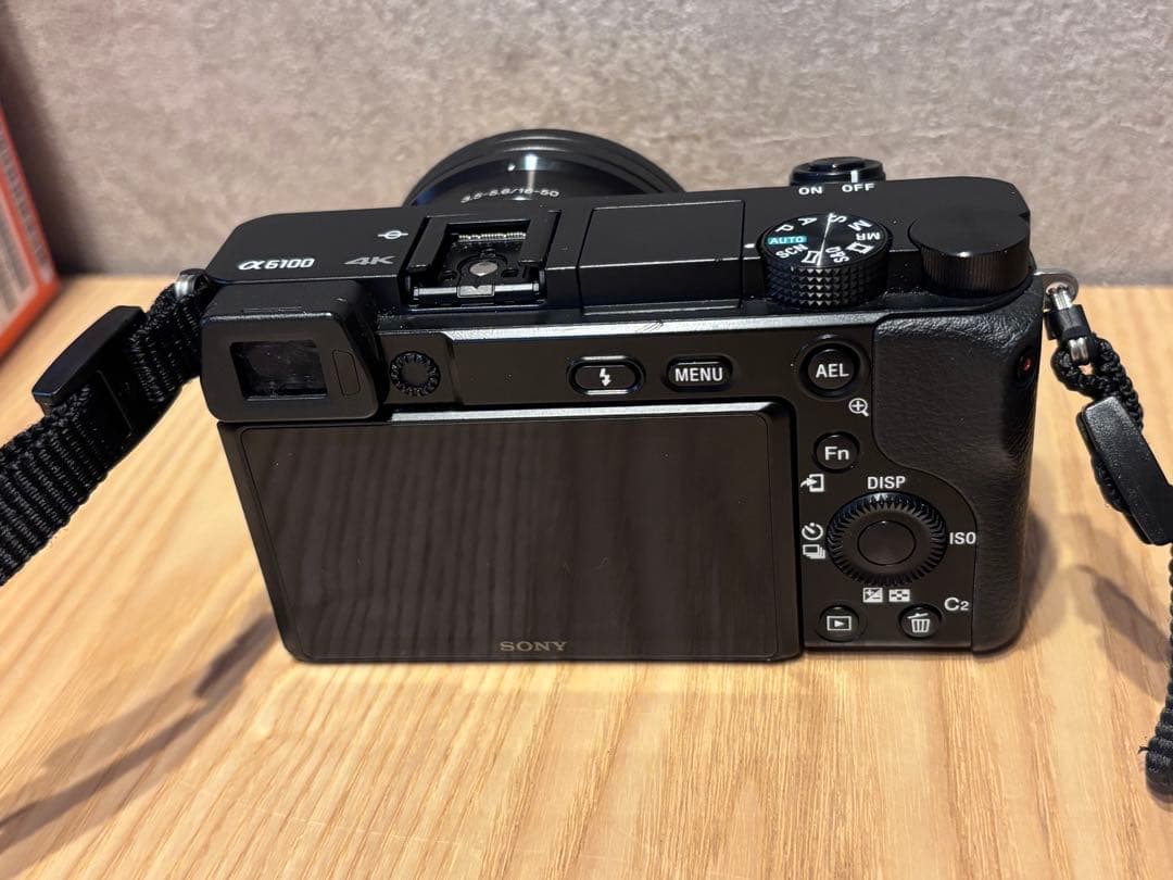 SONY α6100 ミラーレス一眼カメラ