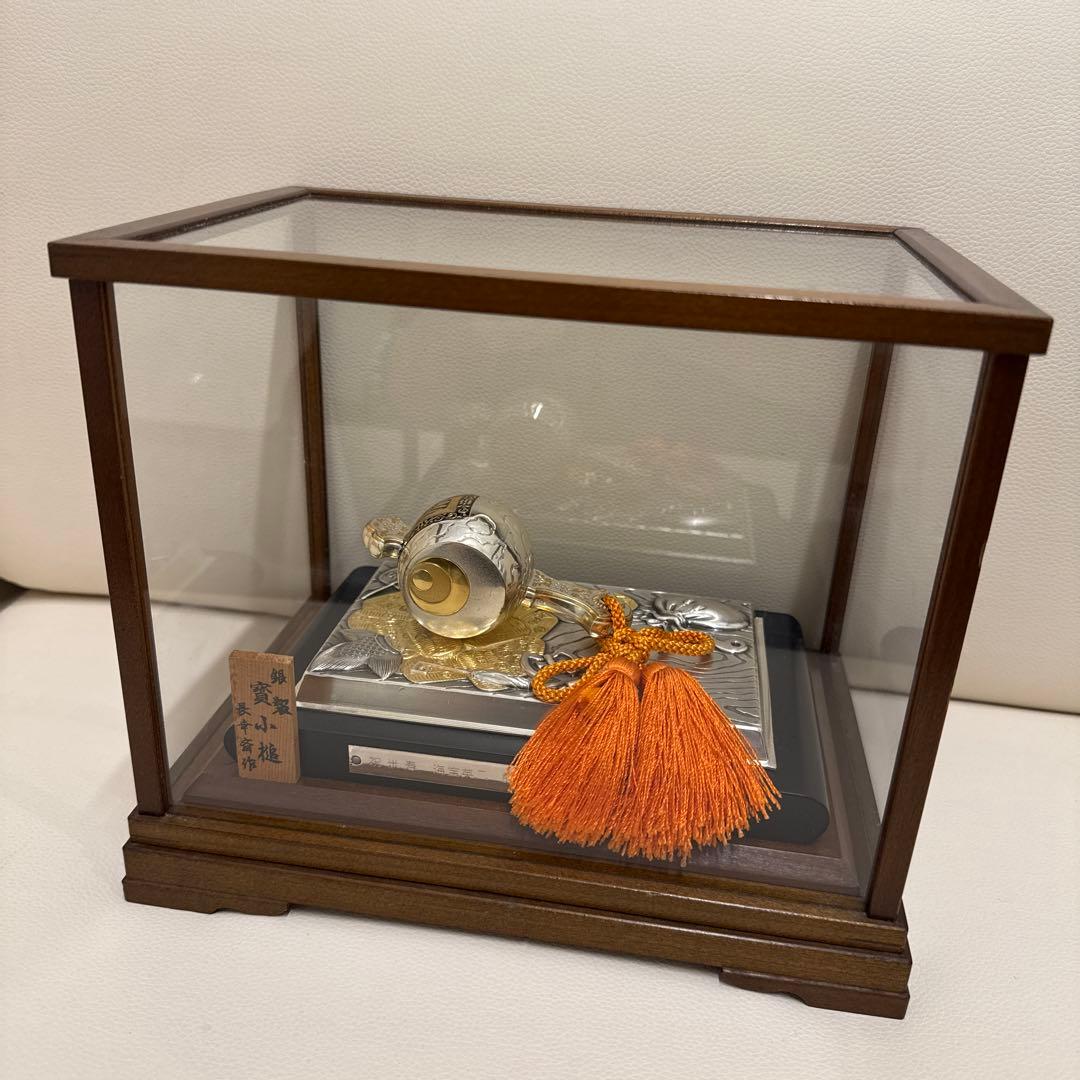 日本の金属工芸品 ガラスケース付き