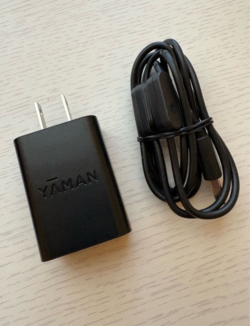 YAMAN 美容器 メディリフトアイ　モイスチャーセラム オマケ付き