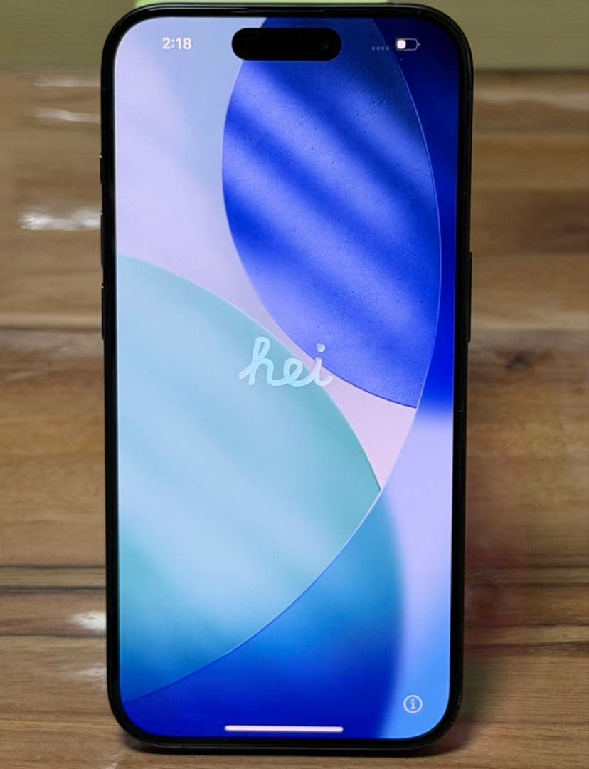 iPhone15Pro 128GB ブラックチタニウム　ケース付き