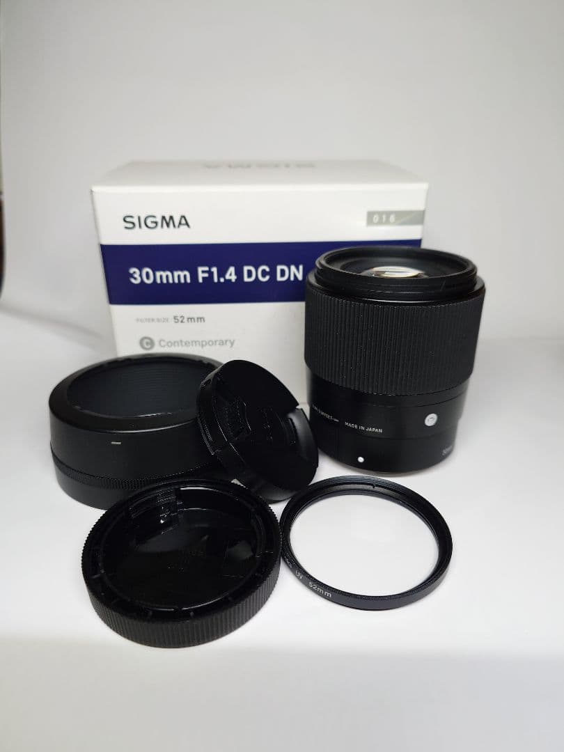 k*k様 SIGMA 30mm F1.4 DC DN 単焦点レンズおまけ付き