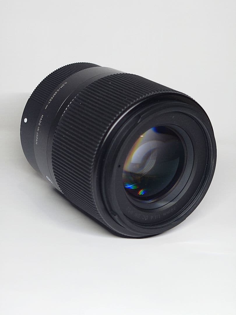 k*k様 SIGMA 30mm F1.4 DC DN 単焦点レンズおまけ付き