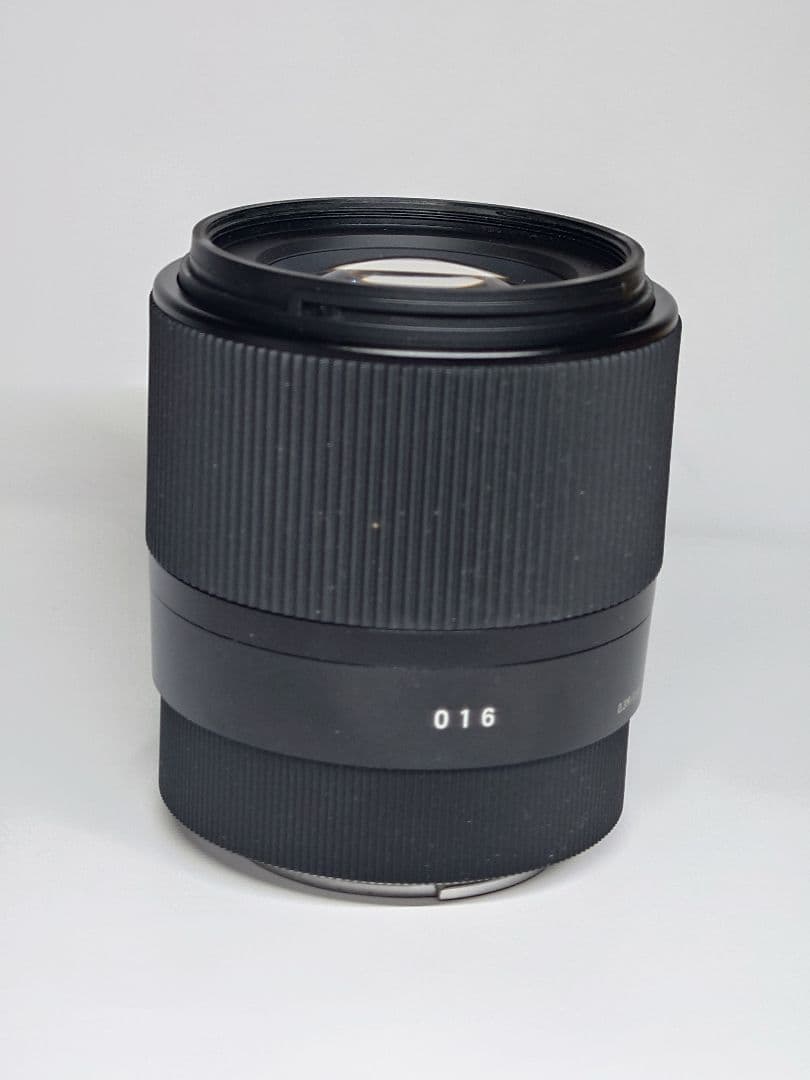 k*k様 SIGMA 30mm F1.4 DC DN 単焦点レンズおまけ付き