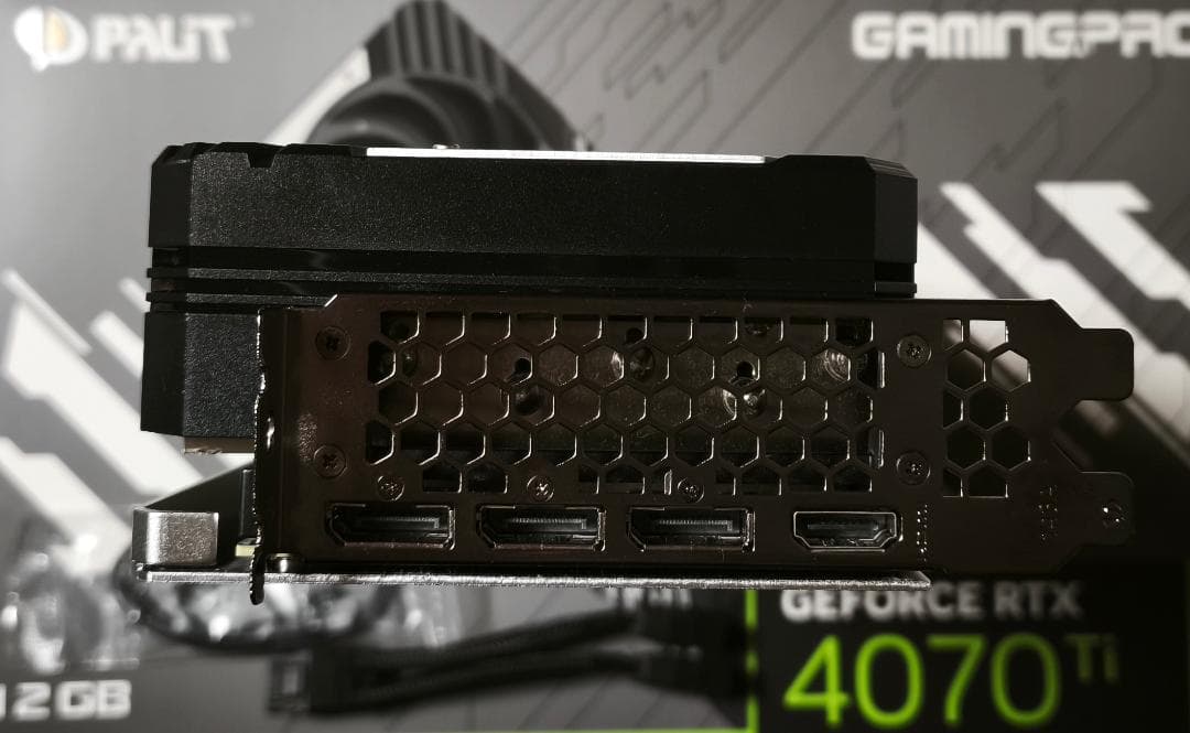 グラフィックボード・グラボ・ビデオカード NVIDIA RTX 4070ti 12GB Palit GamingPro