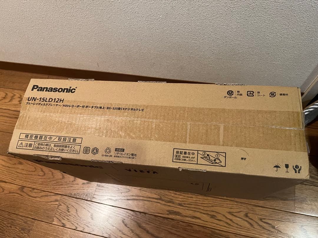 Panasonic UN-15LD12H 15Vテレビ