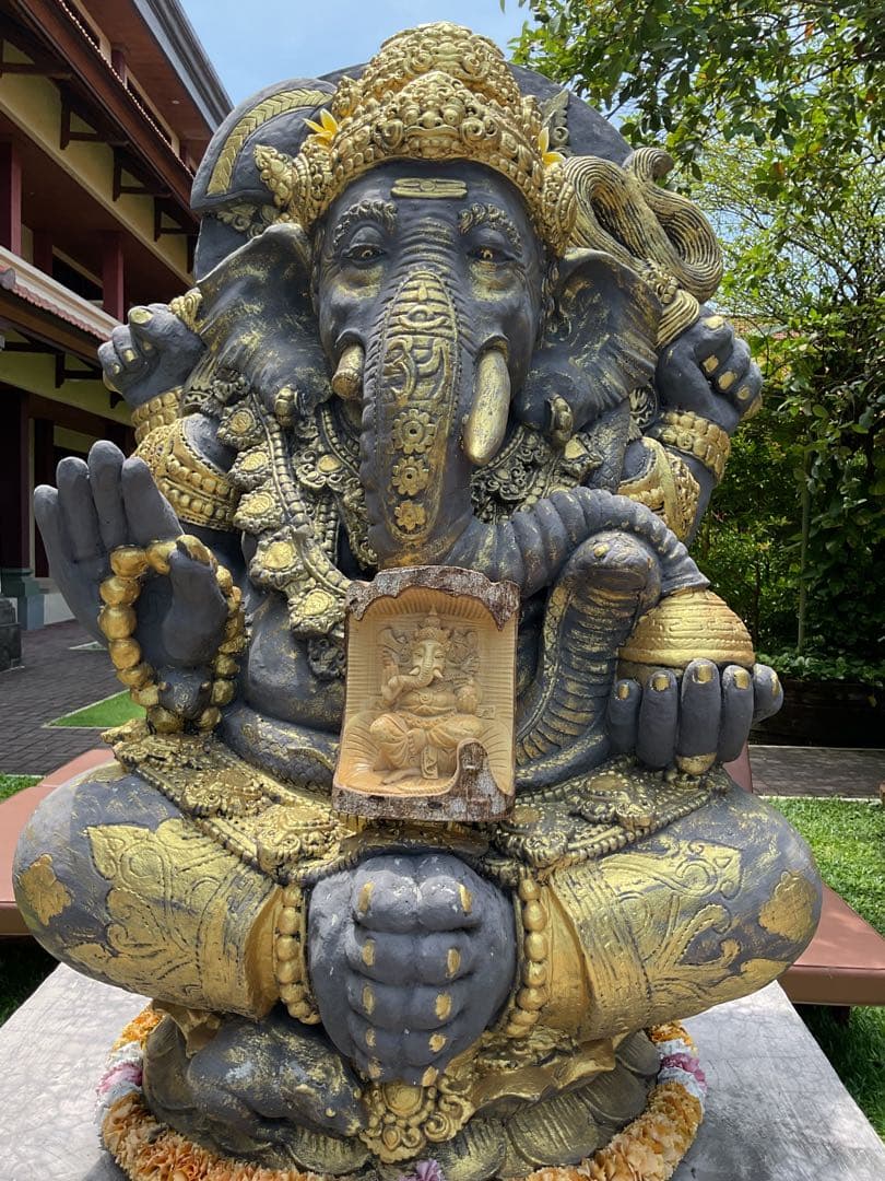 【新入荷】ガネーシャ像(夢をかなえる神様)木彫り [H20.8cm]