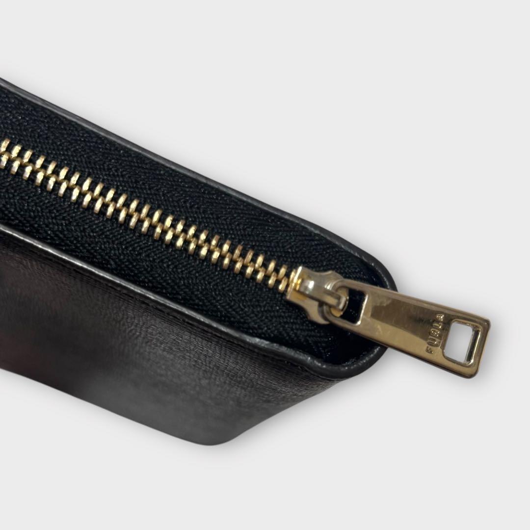 超美品✨FURLA フルラ　長財布　ラウンドファスナー　ロゴ金具　黒　レザー