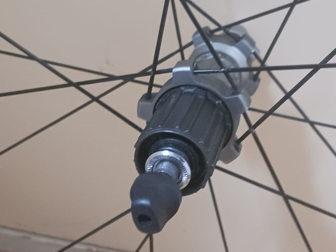 美品 アルテグラ WH-6700 前後ホイールセット 10速 チューブレス対応