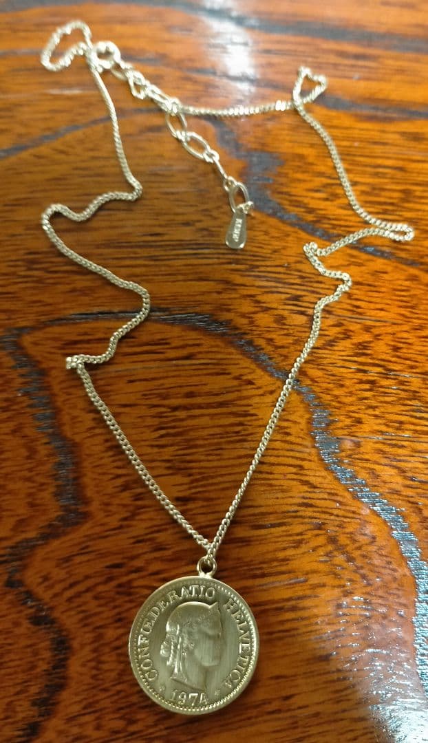 ば*ぁ様 K18GP 型ペンダント ネックレス