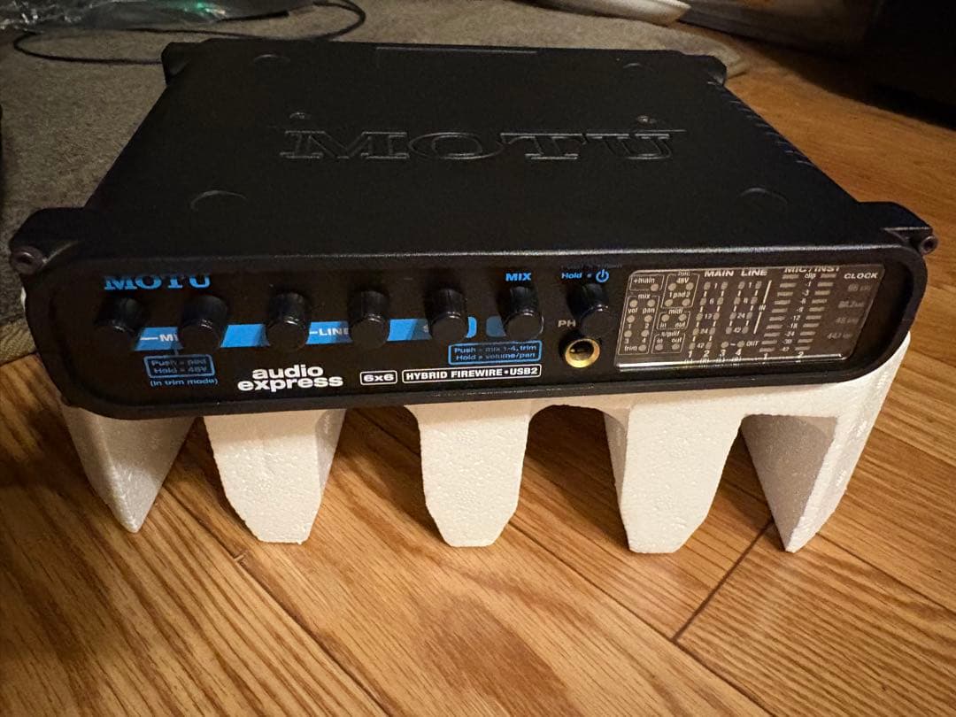 MOTU audio express USBオーディオインターフェイス