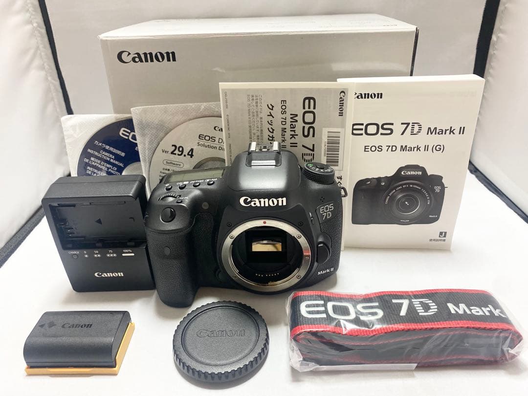 美品 ★キヤノン CANON EOS 7D Mark II mark 2 カメラ