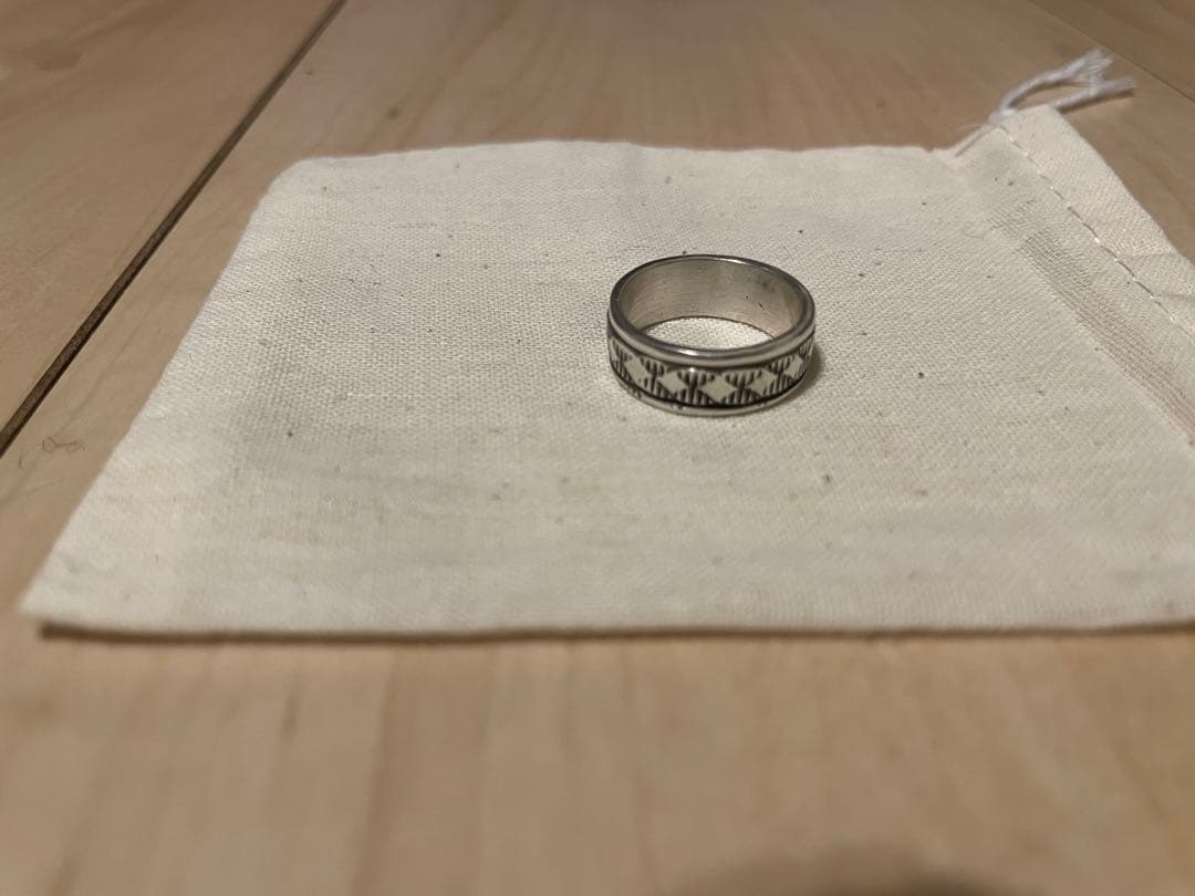 ナバホ族 ブルースモーガン作 スタンプワークリング インディアンジュエリー9号