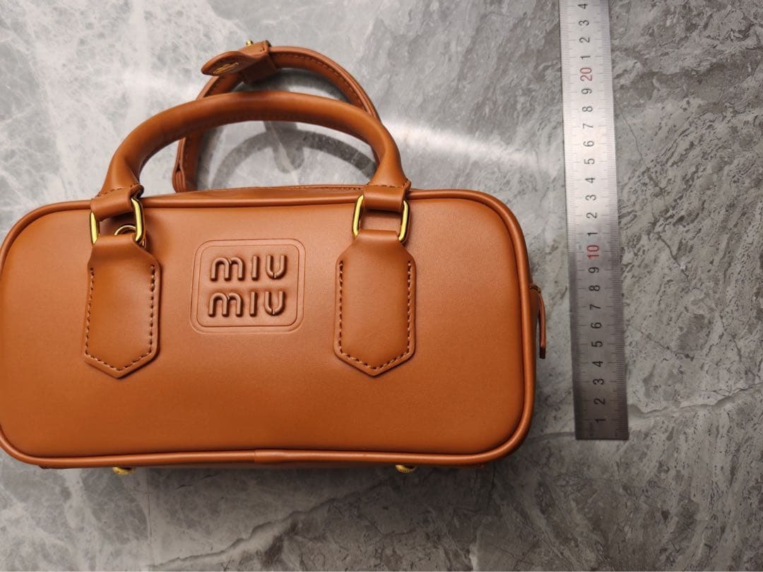 MIU MIU ハンドバッグ ショルダーバッグ ブラウン レザー 2WAY 美品