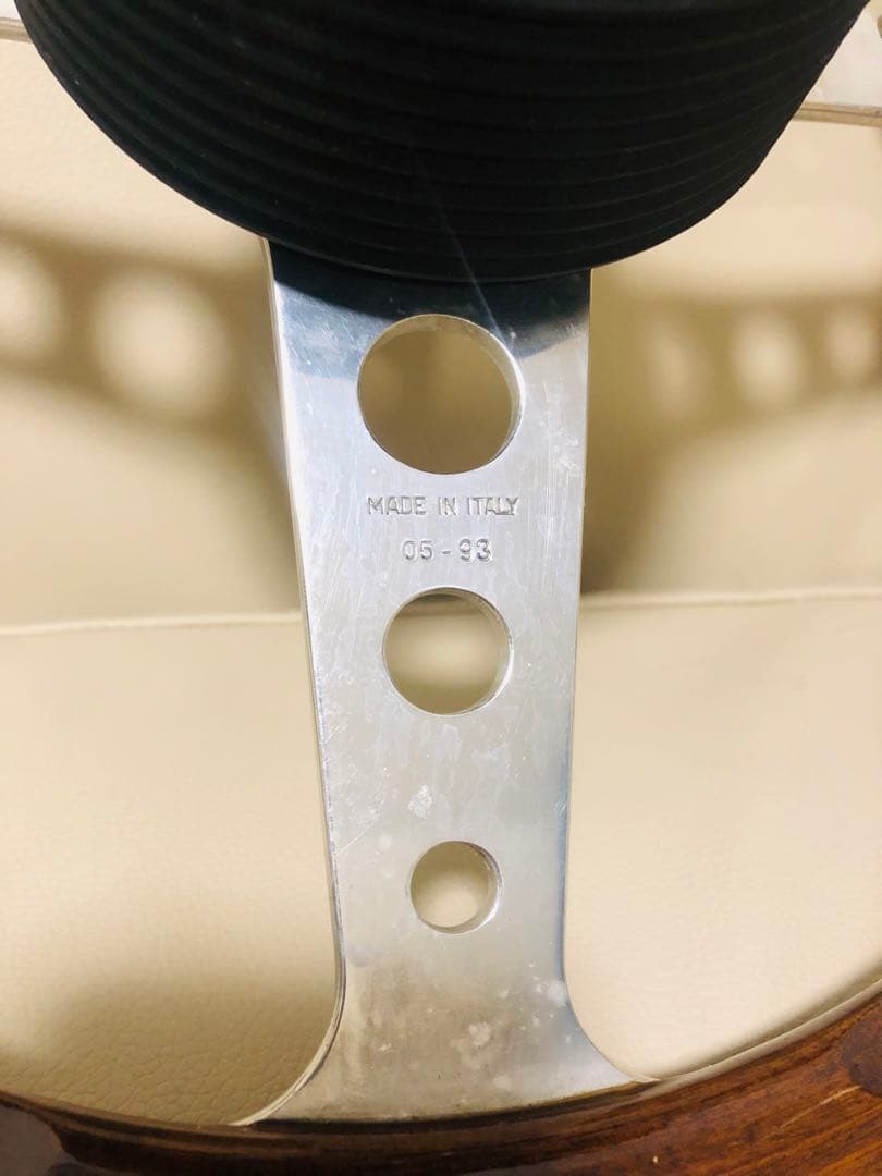 【送料込み】希少　MOMO ウッド ステアリング INDY モモ　ハンドル