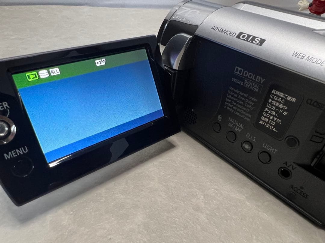 パナソニック　Panasonic　デジカメ　デジタルカメラ　ハンディ　コンパクト