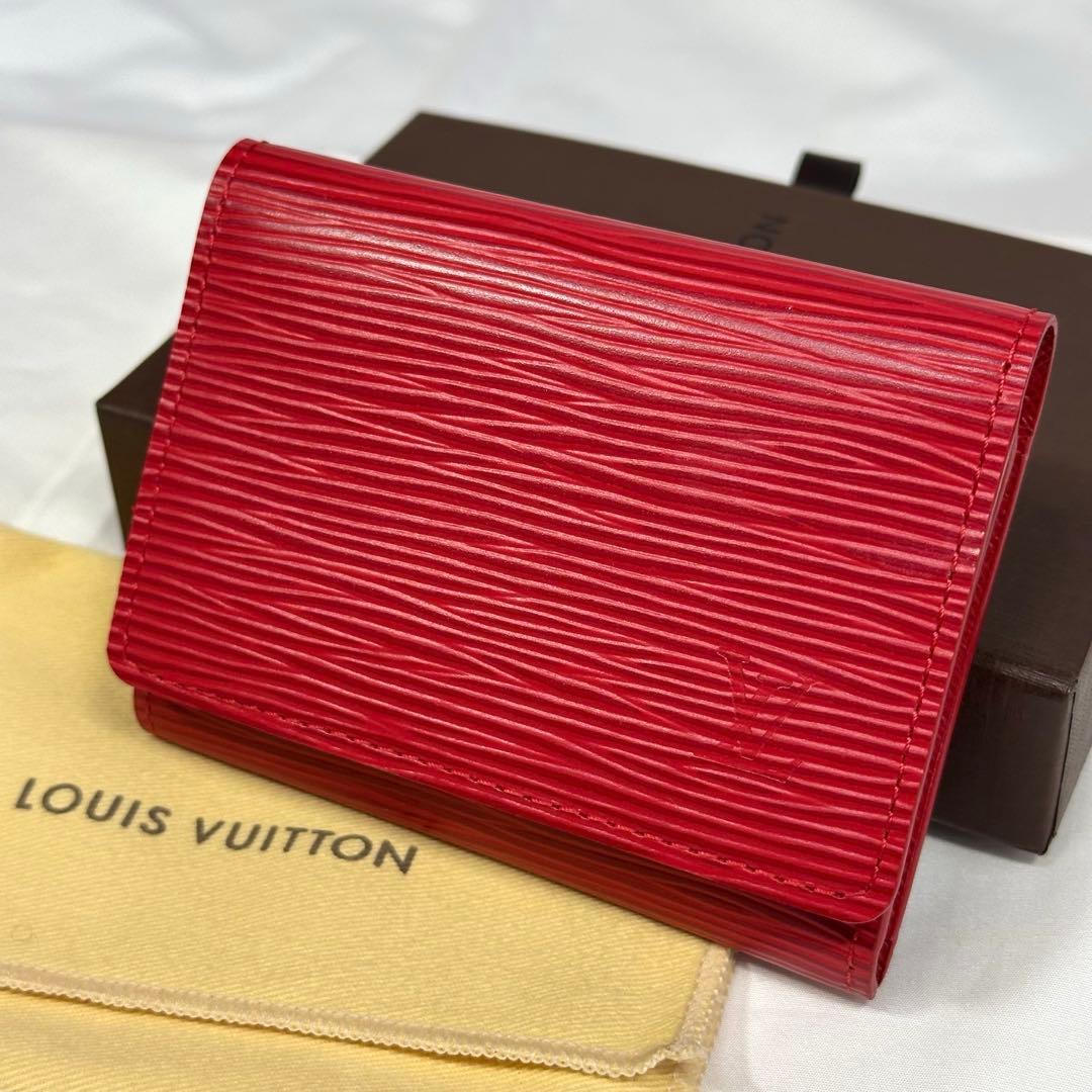 新品同様 LOUIS VUITTON エピレザー 名刺入れ ルージュ（レッド系）