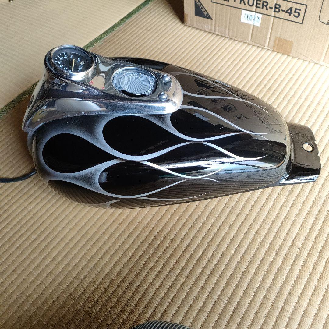 マグナ　50　純正 ガソリンタンク　カスタムペイント