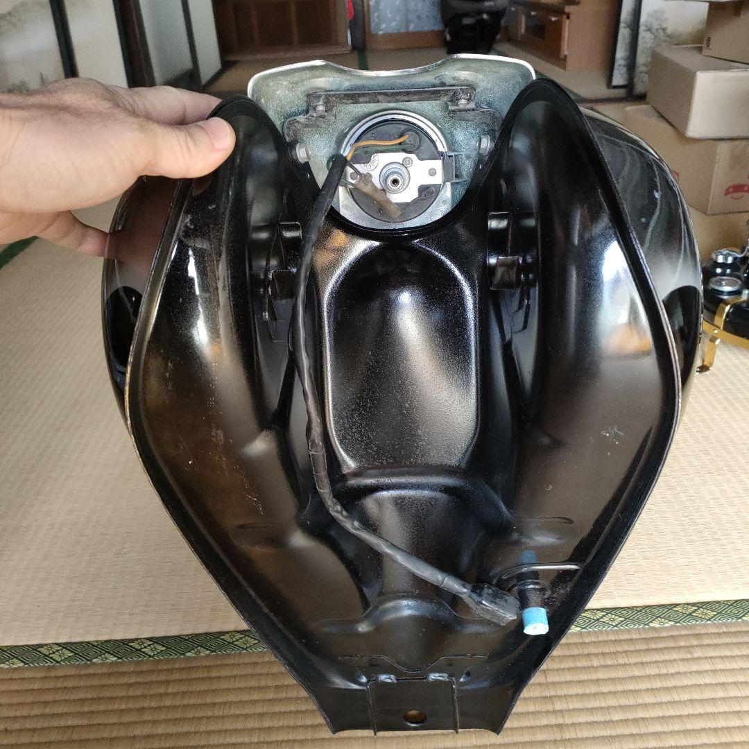 マグナ　50　純正 ガソリンタンク　カスタムペイント