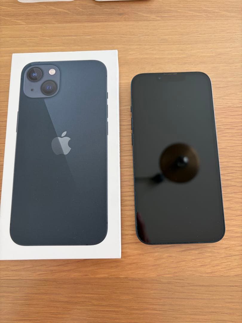 Apple iPhone 13 ミッドナイト 本体　黒　ブラック　　256GB