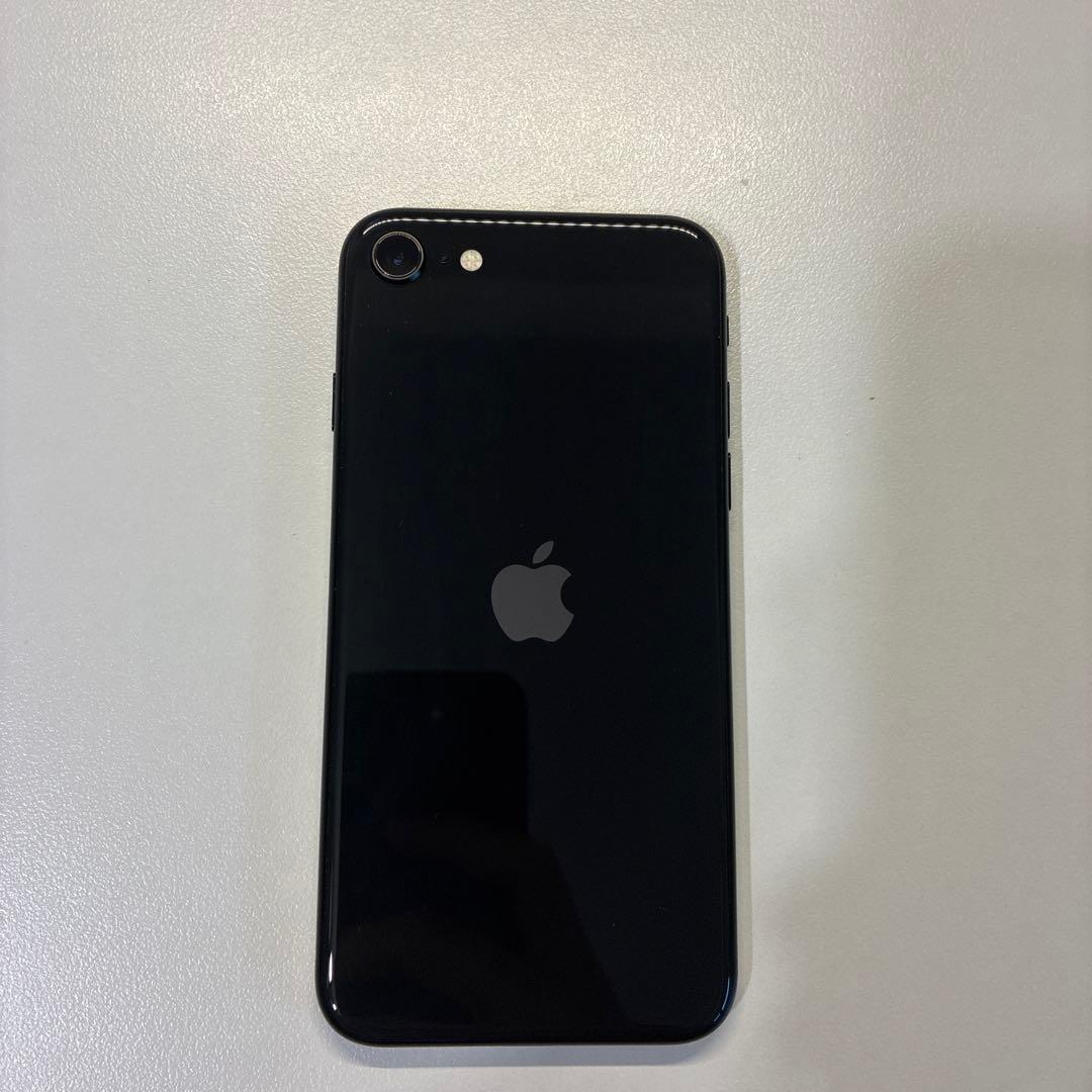 Apple iPhone SE ブラック