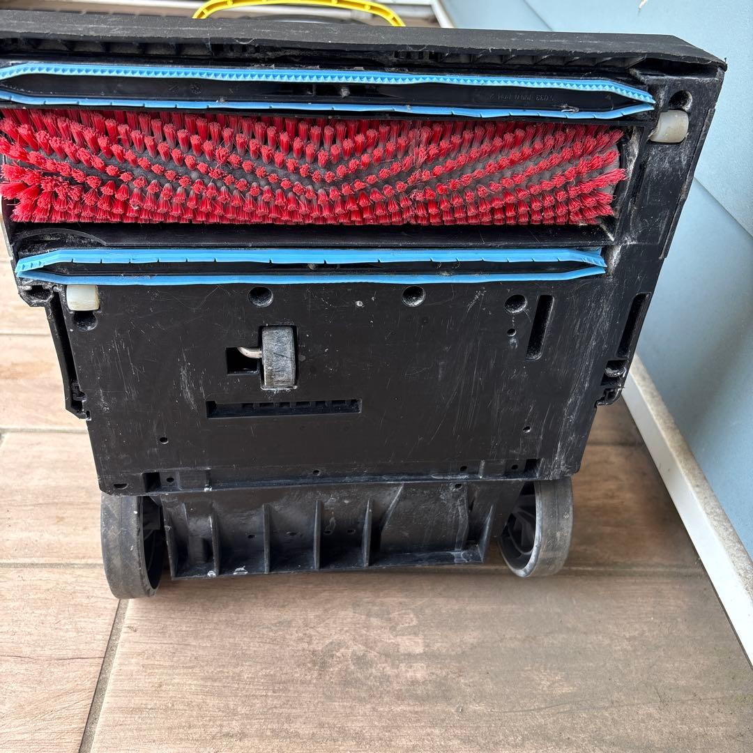 【おお幅値下げ】ケルヒャー業務用床洗浄機　BR30/4C