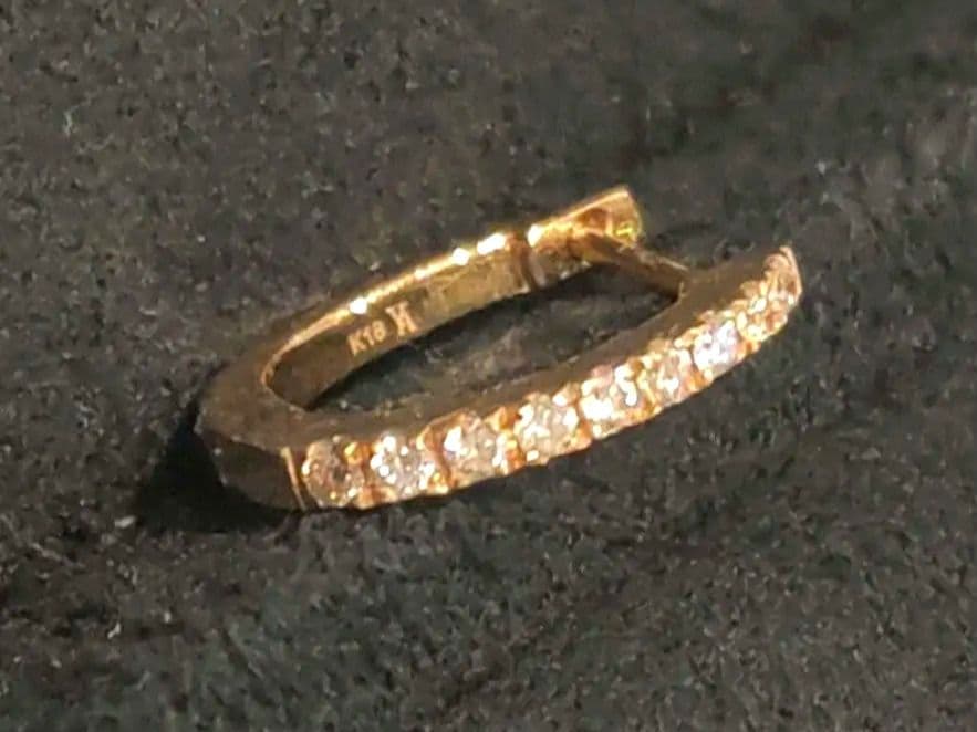 コ*☆様 【現行品】ヴァンドーム青山　ダイヤモンドフープピアスK18（片方）