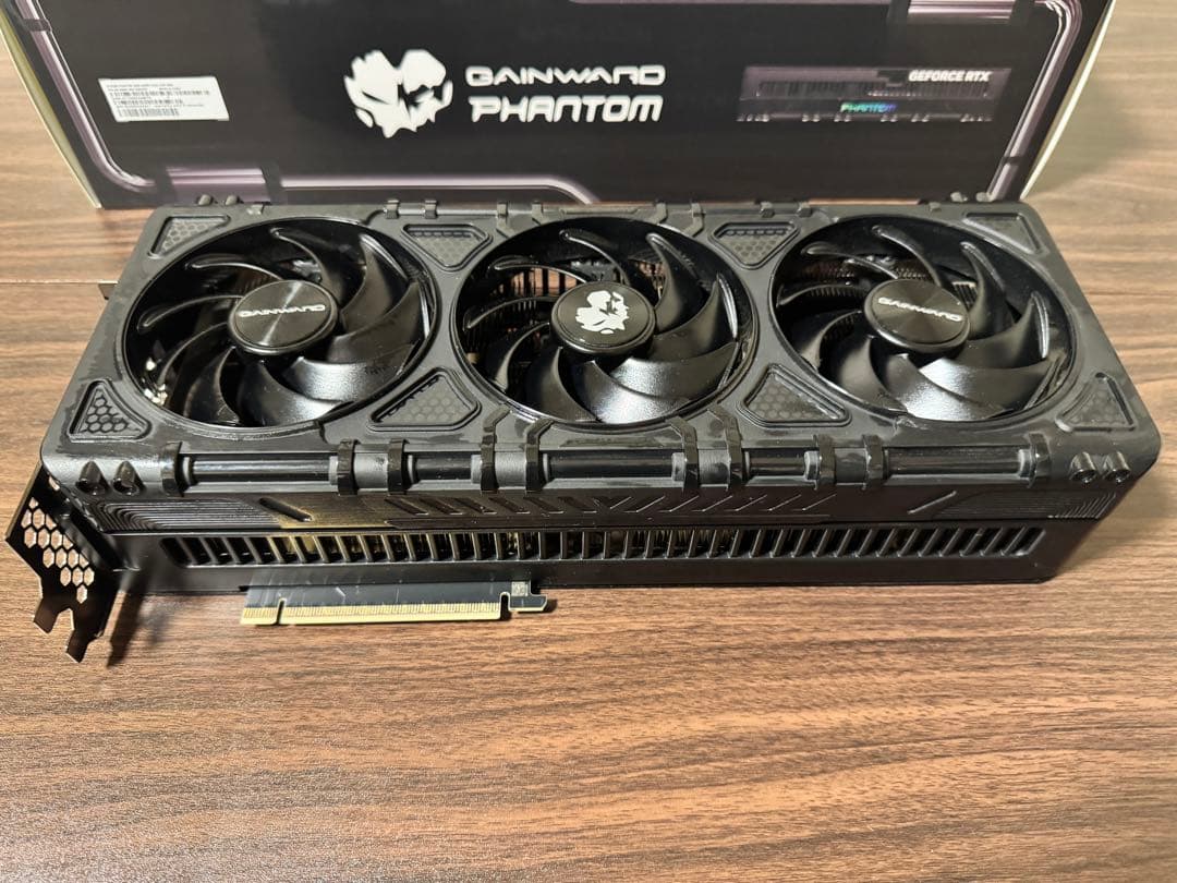 グラフィックボード・グラボ・ビデオカード Gainward Phantom GeForce RTX 5090 32GB