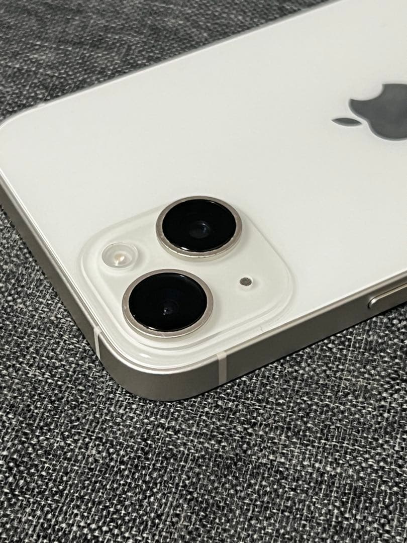 極上品　iPhone 14 128GB Starlight SIMフリー