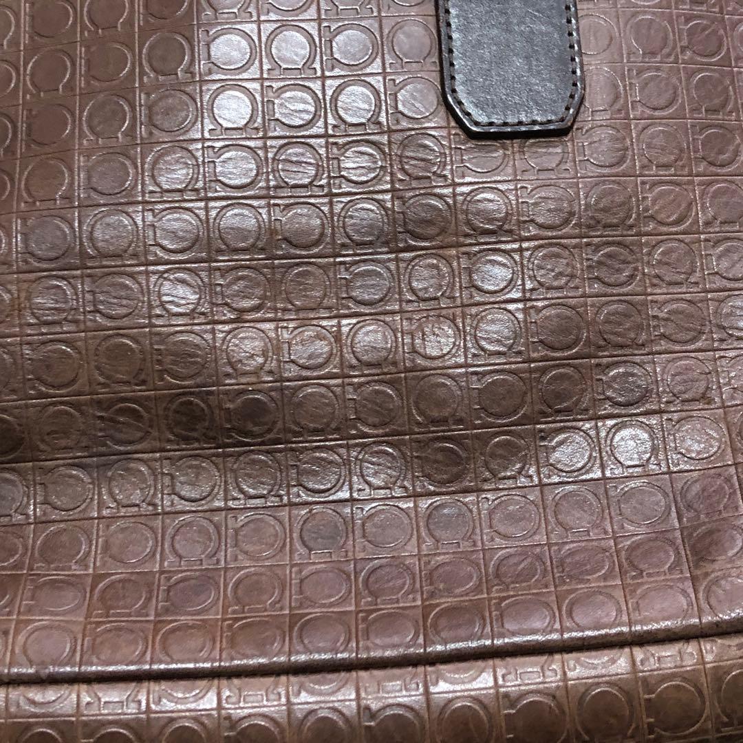 フェラガモ トート ビジネスバッグ ガンチーニ 革 茶ブリーフケース FQ224