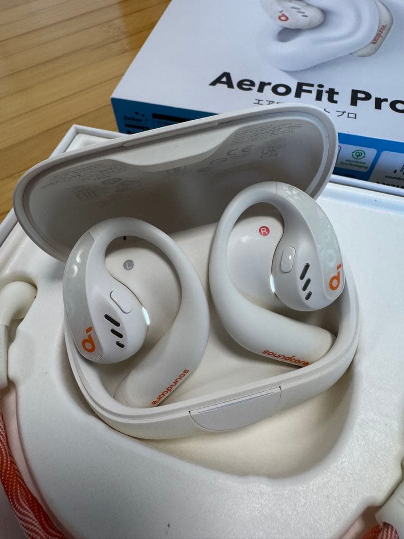 【早い者勝ち】 soundcore AeroFit Pro ワイヤレスイヤホン