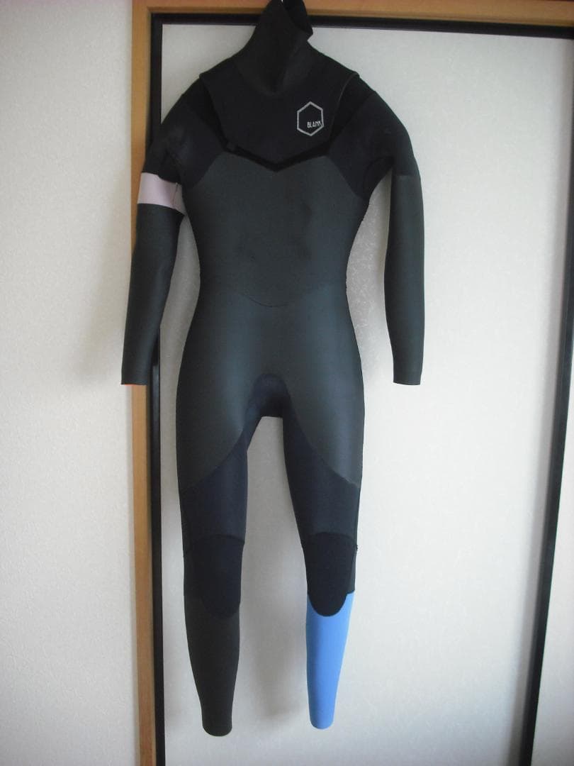 【稀少フル5mm　程度良好】セミドライウエットスーツ　BLANK 　サイズＭＬ