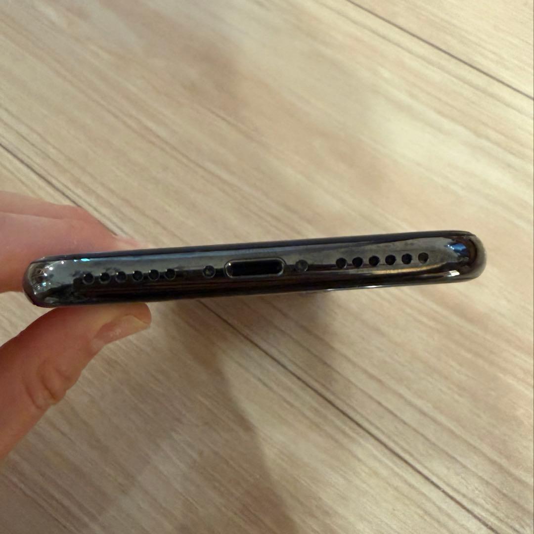 iPhone X ブラック 本体 背面ひび割れあり