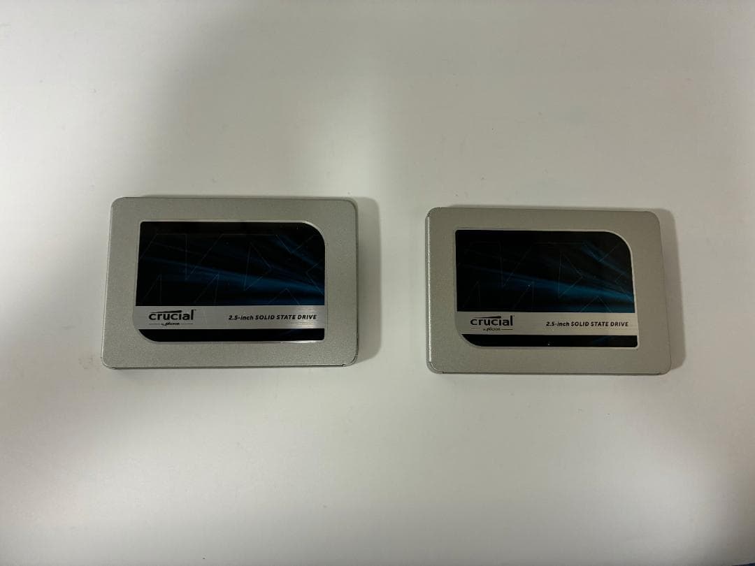 Curcial MX500 500GB 2.5インチSSD 2個