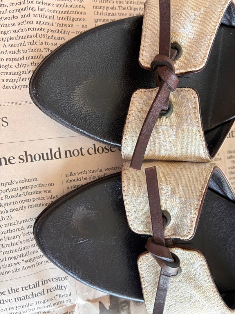 【GUCCI】ホワイト&ブラウンミュール