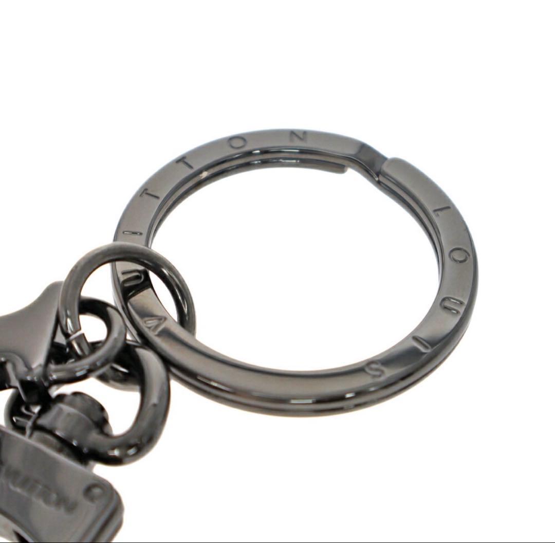 限定値下げ【新品未使用】正規品 LOUIS VUITTON ロゴ入りキーホルダー