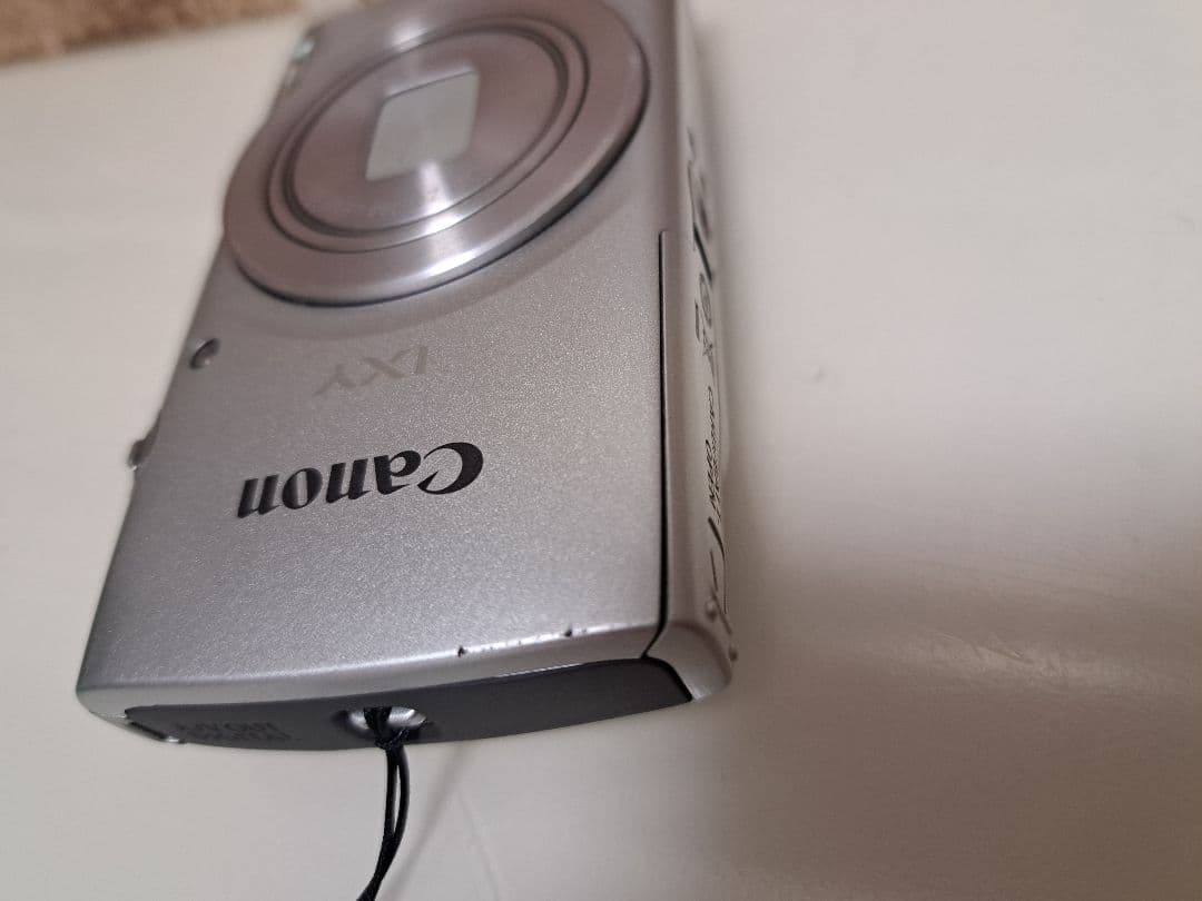 Canon コンパクトデジタルカメラIXY 200　メモリーカード16GB 付き