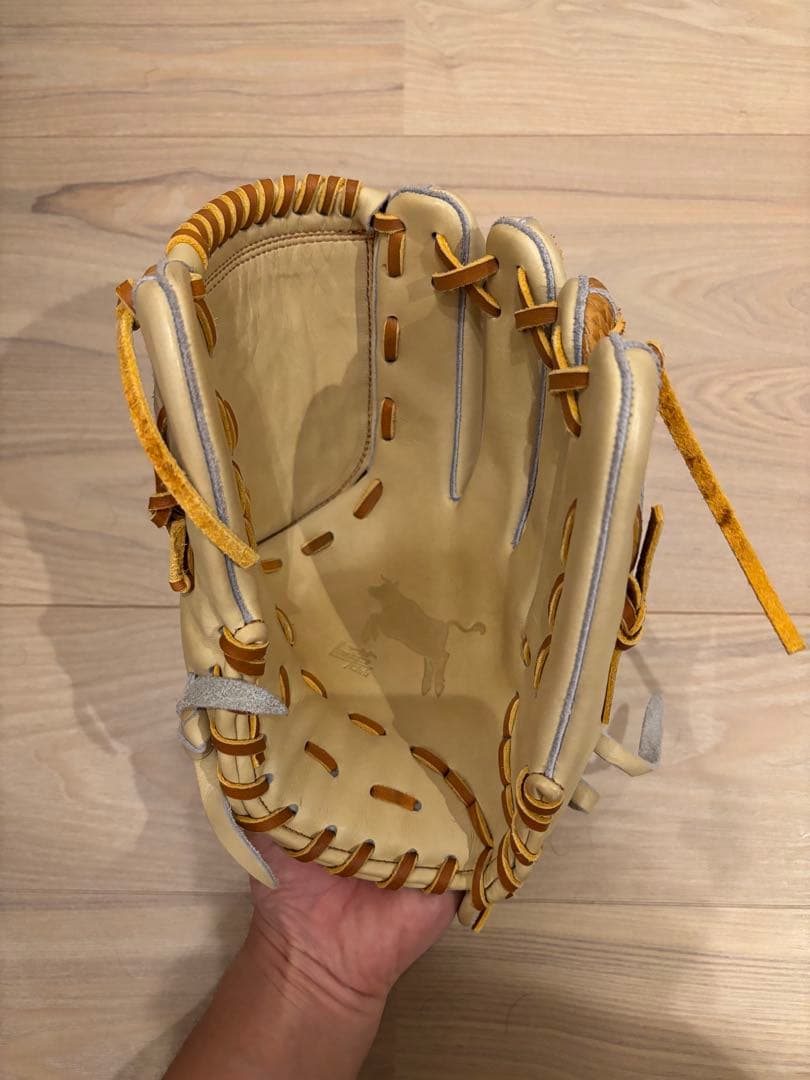 YABAI ヤバイエルエルシー 硬式グローブ クリーム色 ローズ