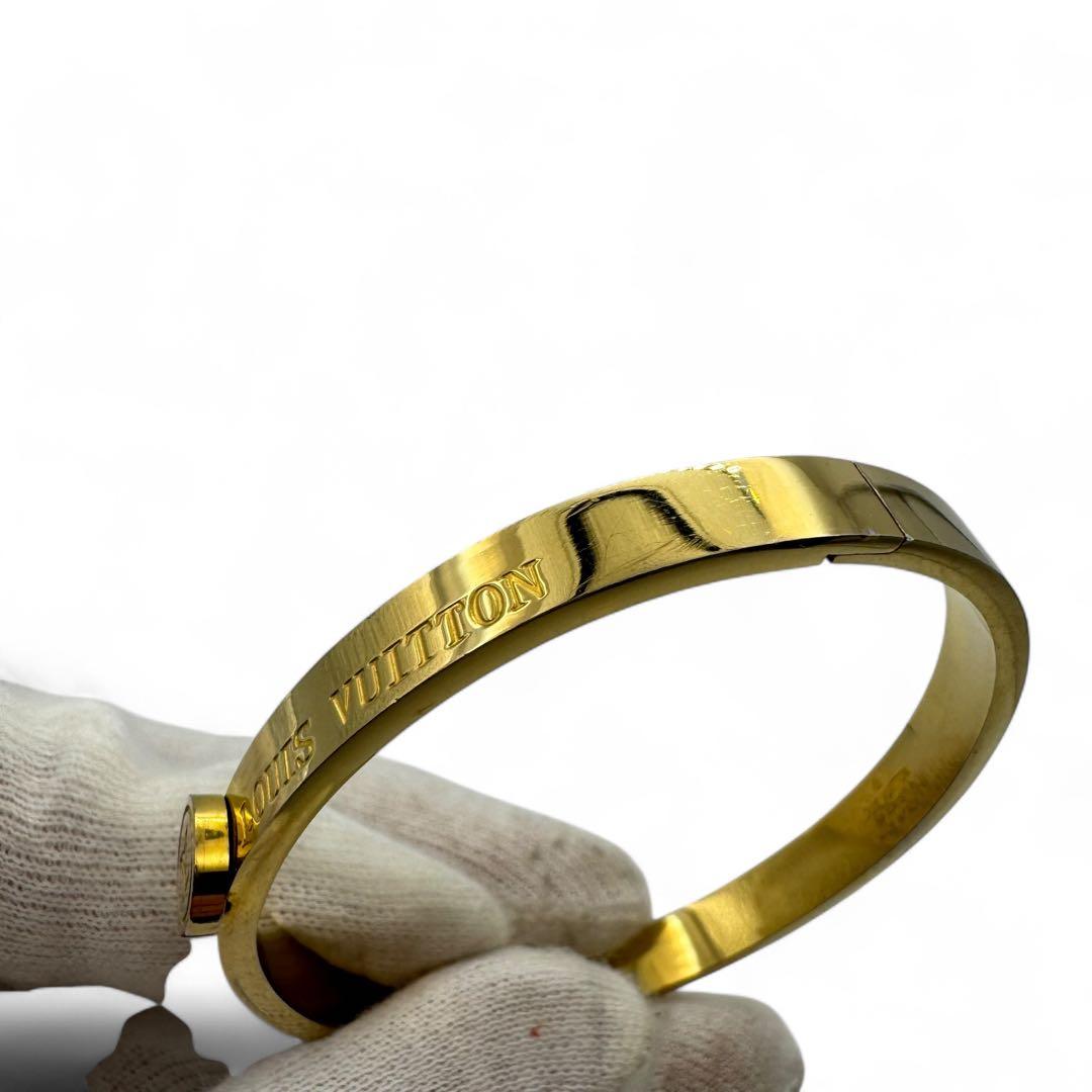 ルイヴィトン　バングル　ブレスレット　ロゴ　ゴールド金具 レザー