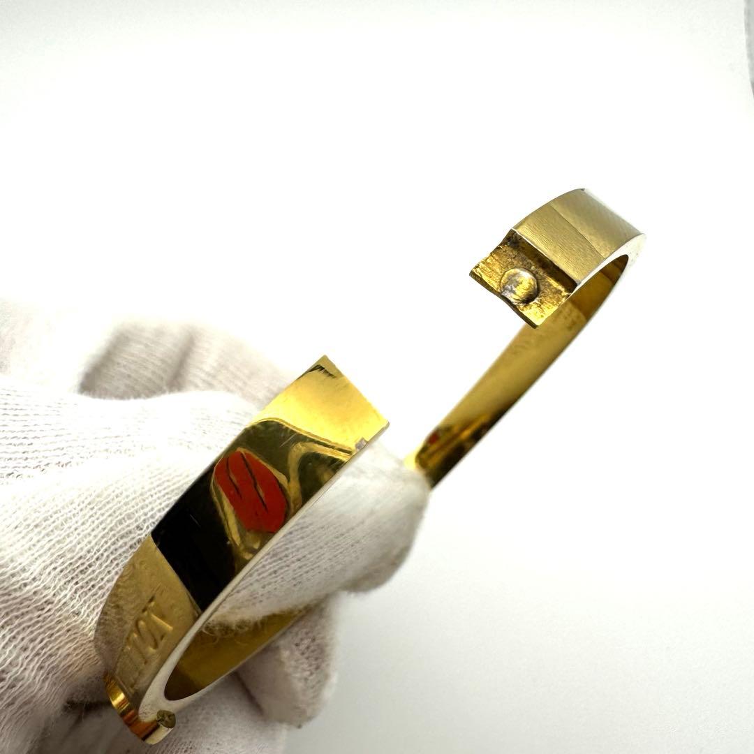 ルイヴィトン　バングル　ブレスレット　ロゴ　ゴールド金具 レザー