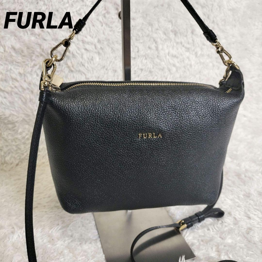 美品 フルラ ソフィー 2way ショルダーバッグ ブラック ハンド 金具ポーチ